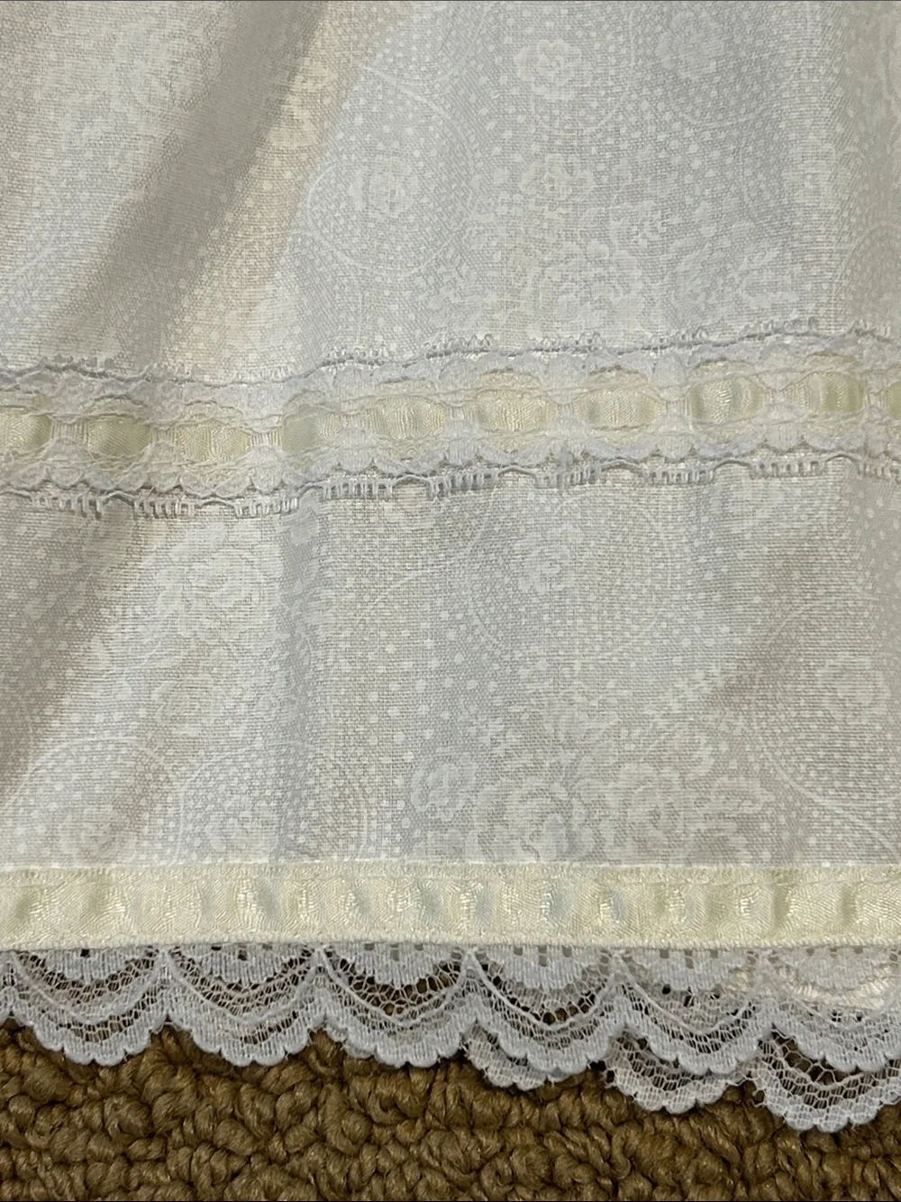 Vintage Gunne Sax Girls White Prairie Dress size 7 Floral Lace Ribbon Bow